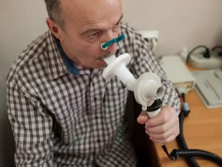 Silicosis lung function spirometry test for a Safework Australia crystalline silica medical